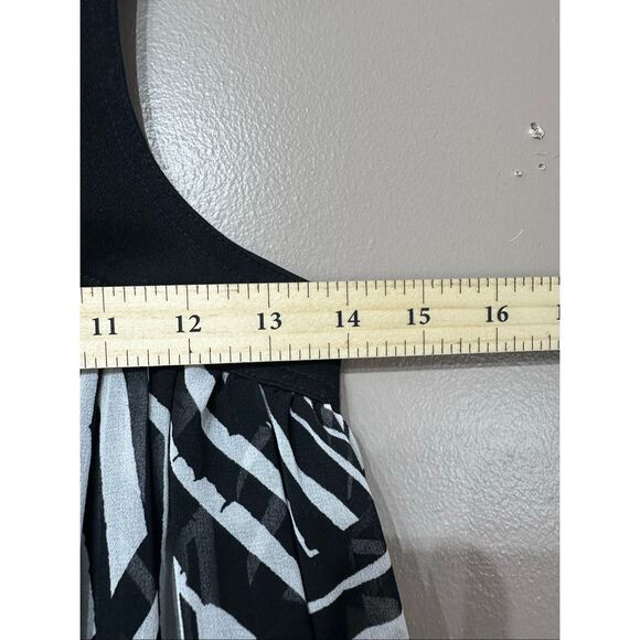 NWOT Toccin Printed Trapeze Racerback Maxi Dress Women's 0 - Picture 7 of 9